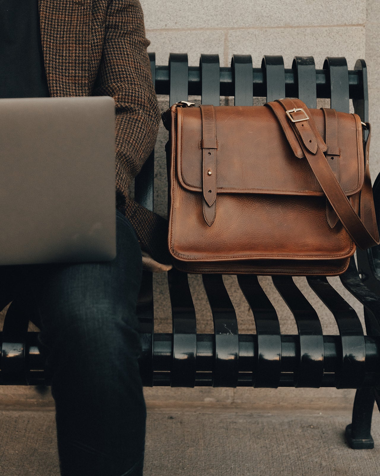 Gallant Messenger Bag