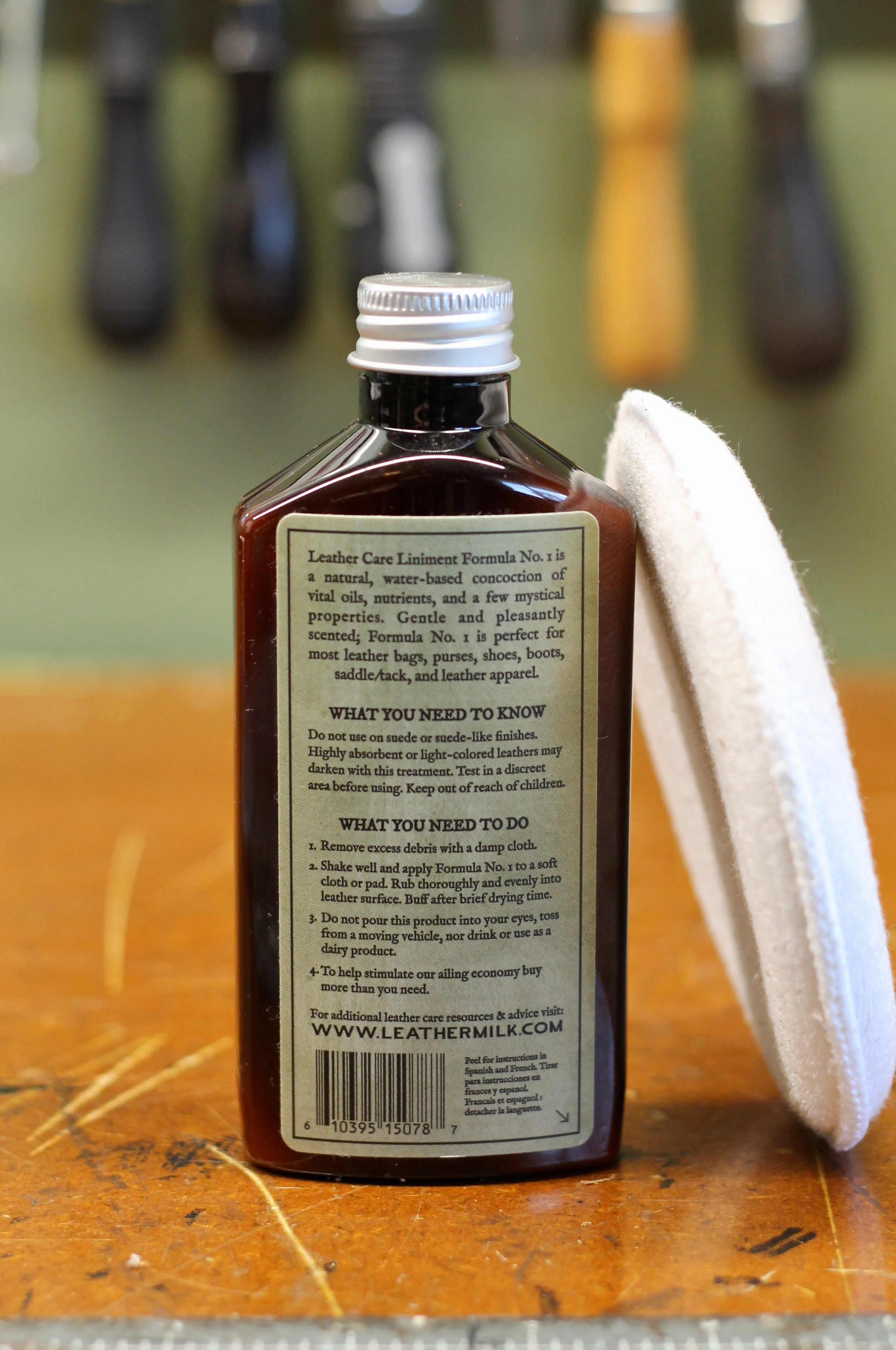 Chamberlains Leather Milk - 6oz. Bottle + terry cloth applicator