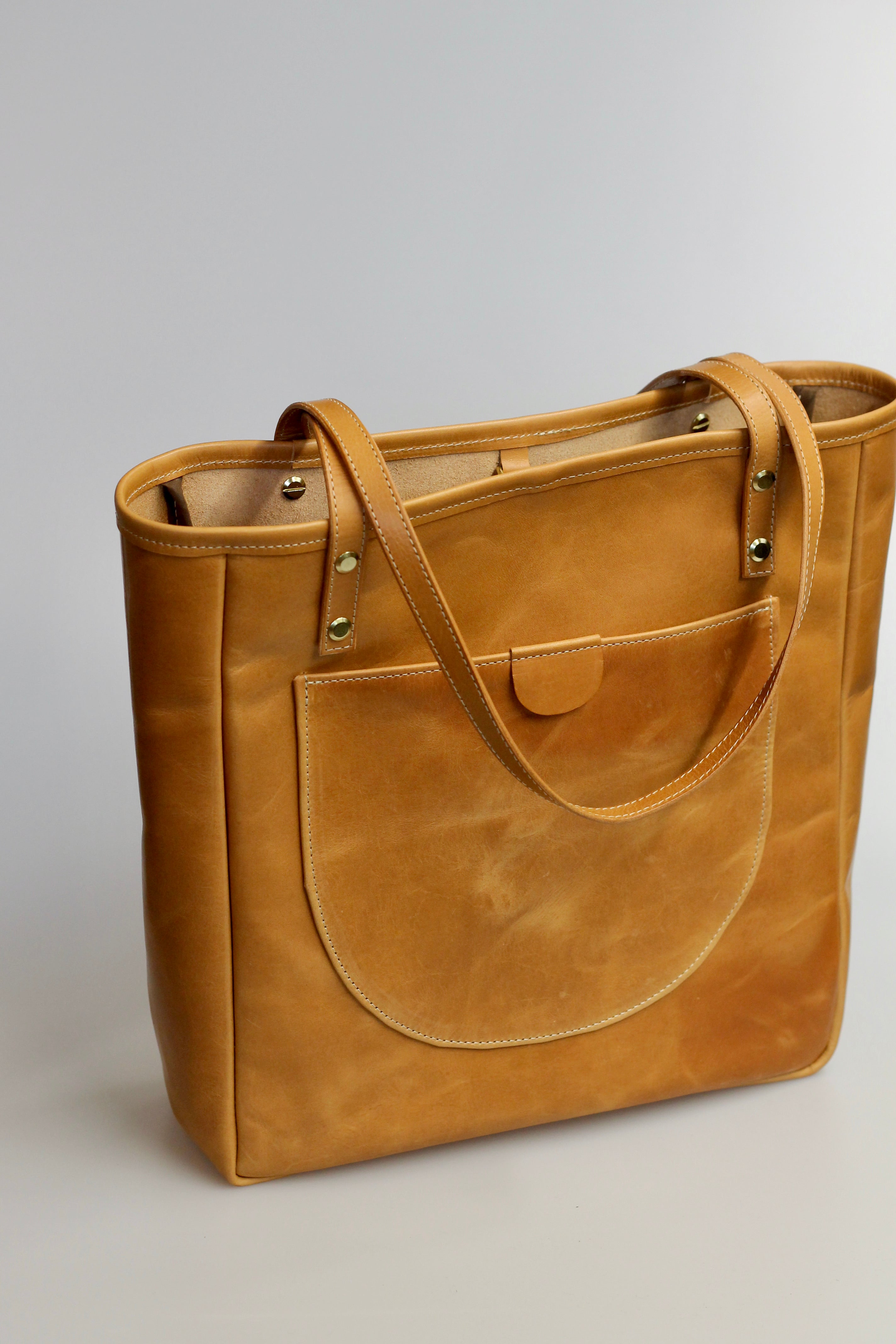 Classic Leather Tote