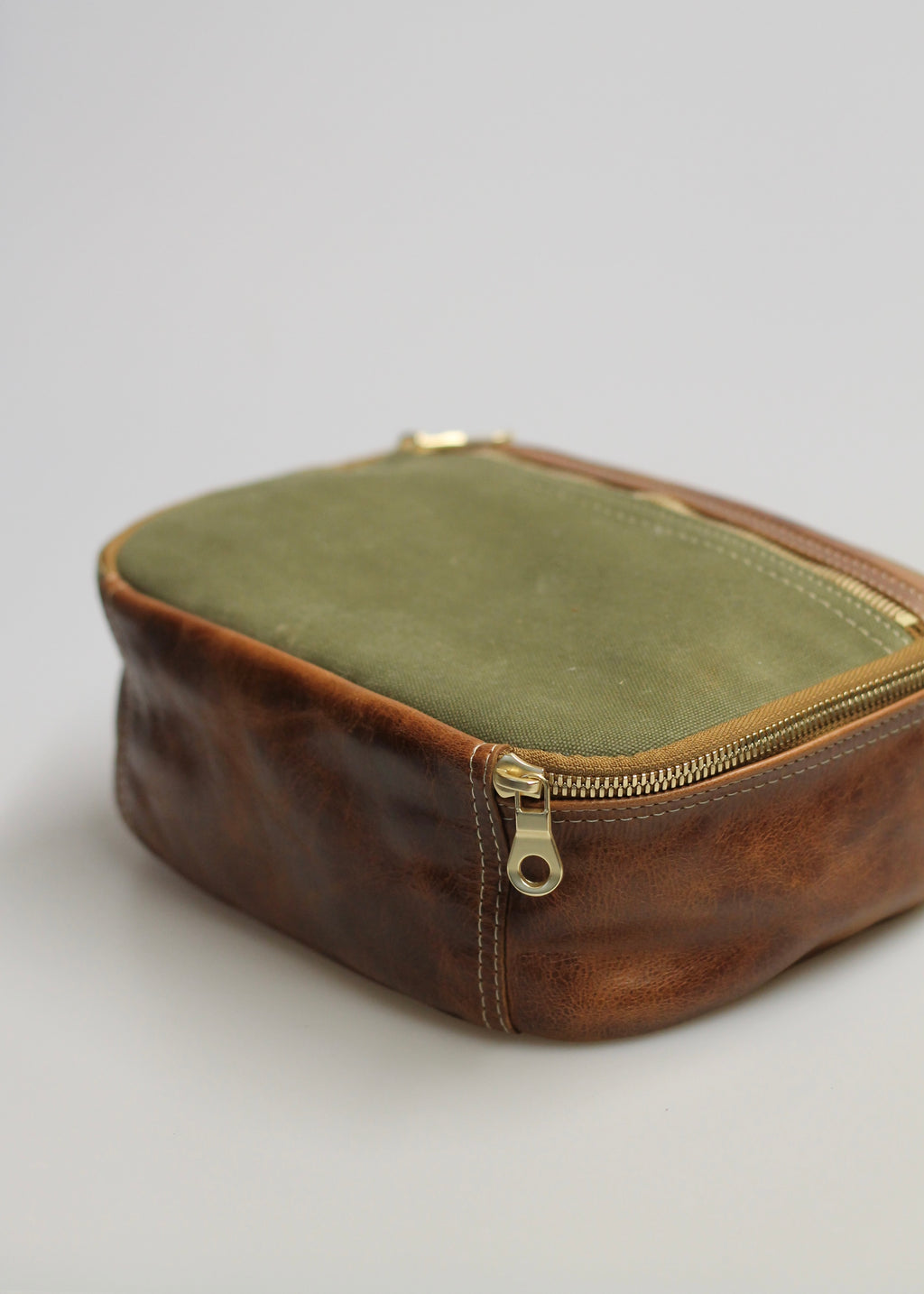 Dopp Kit - Toiletries Bag