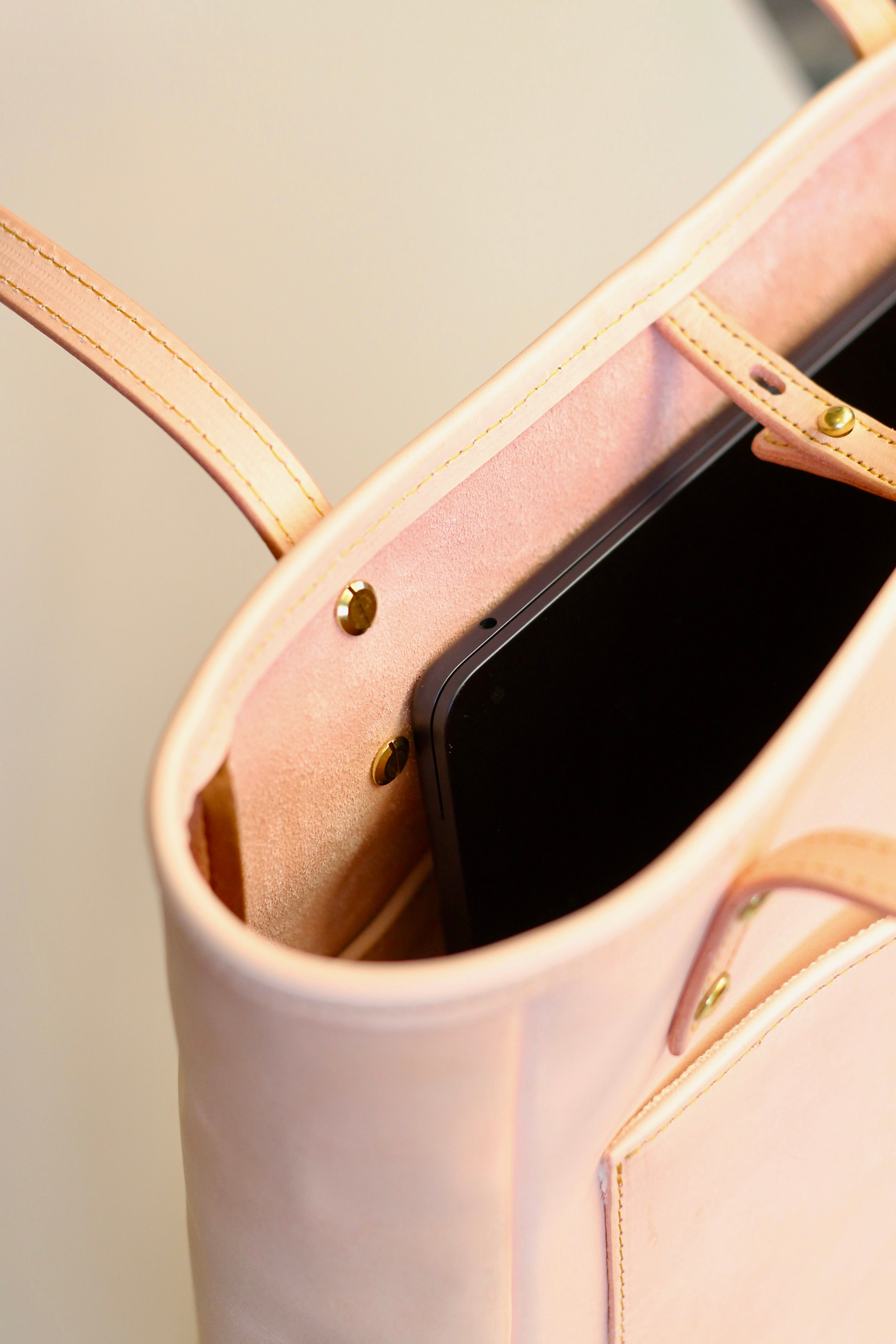 Classic Leather Tote