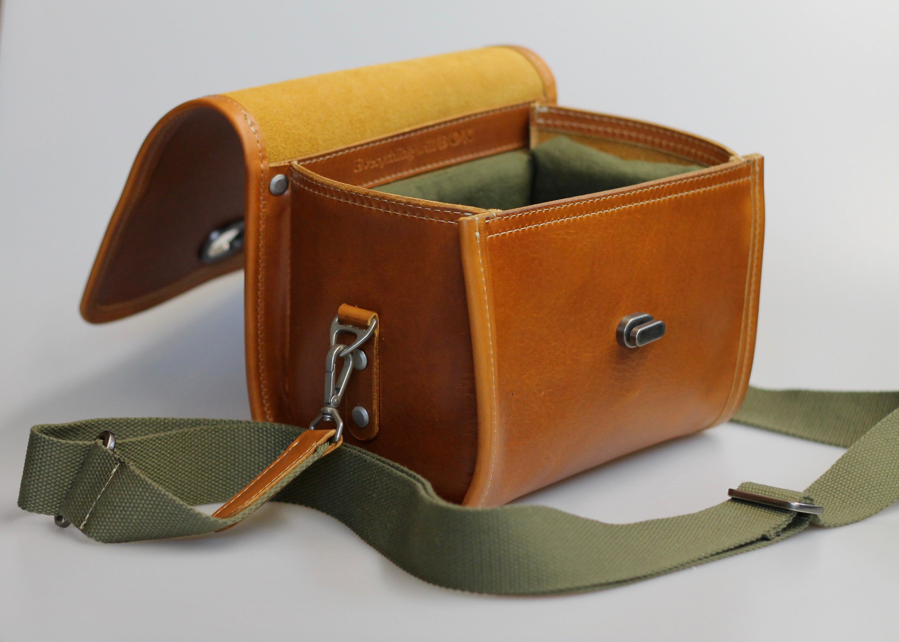 The Frank Camera Bag
